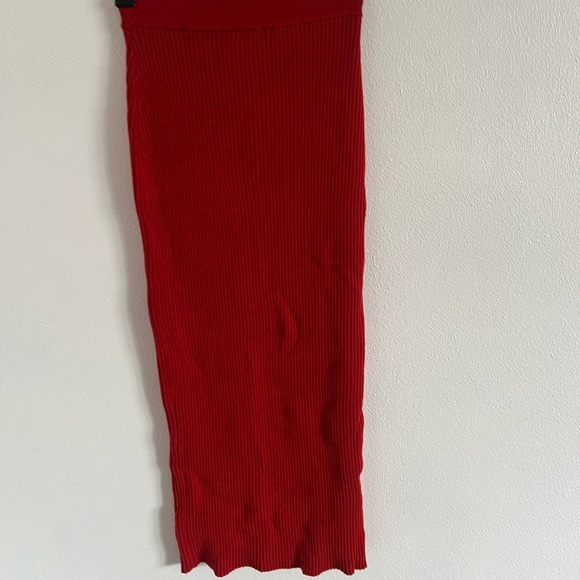 Uncle Studios Ribbed Red Slit Skirt, size 1 - Picture 2 of 6